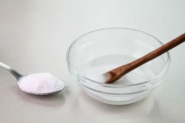 Baking Soda Paste for Mosquito Bite